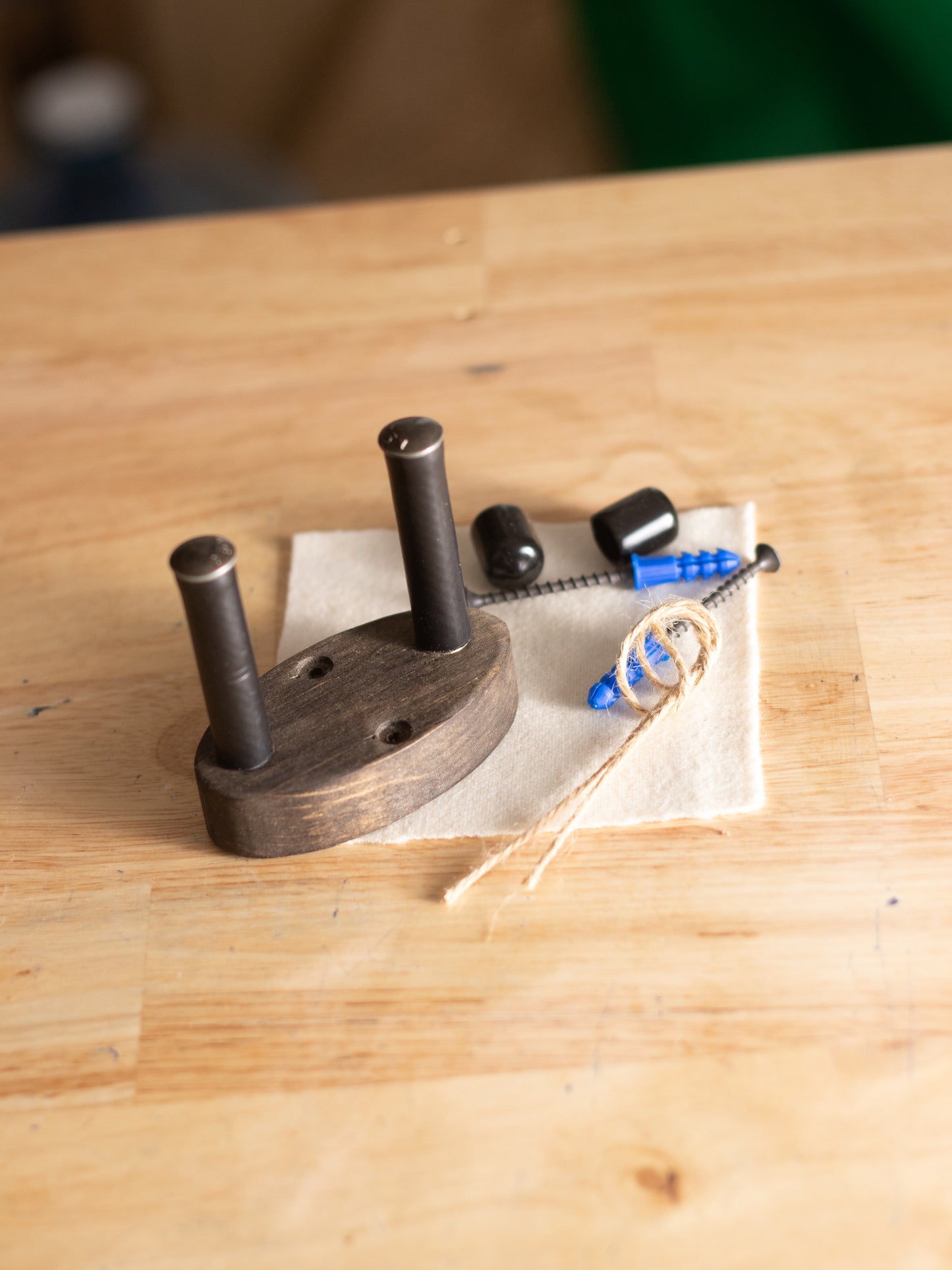 Oval Ukulele Wall Mount