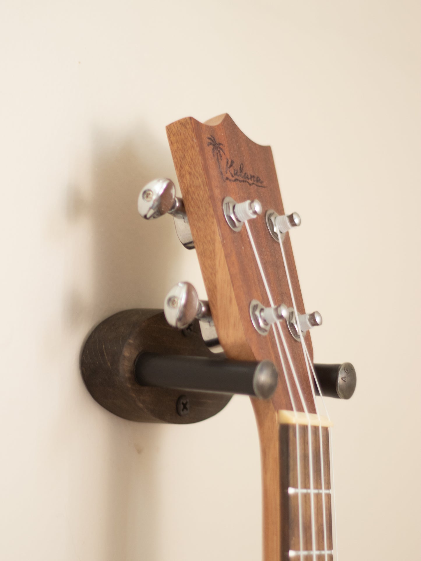 Oval Ukulele Wall Mount